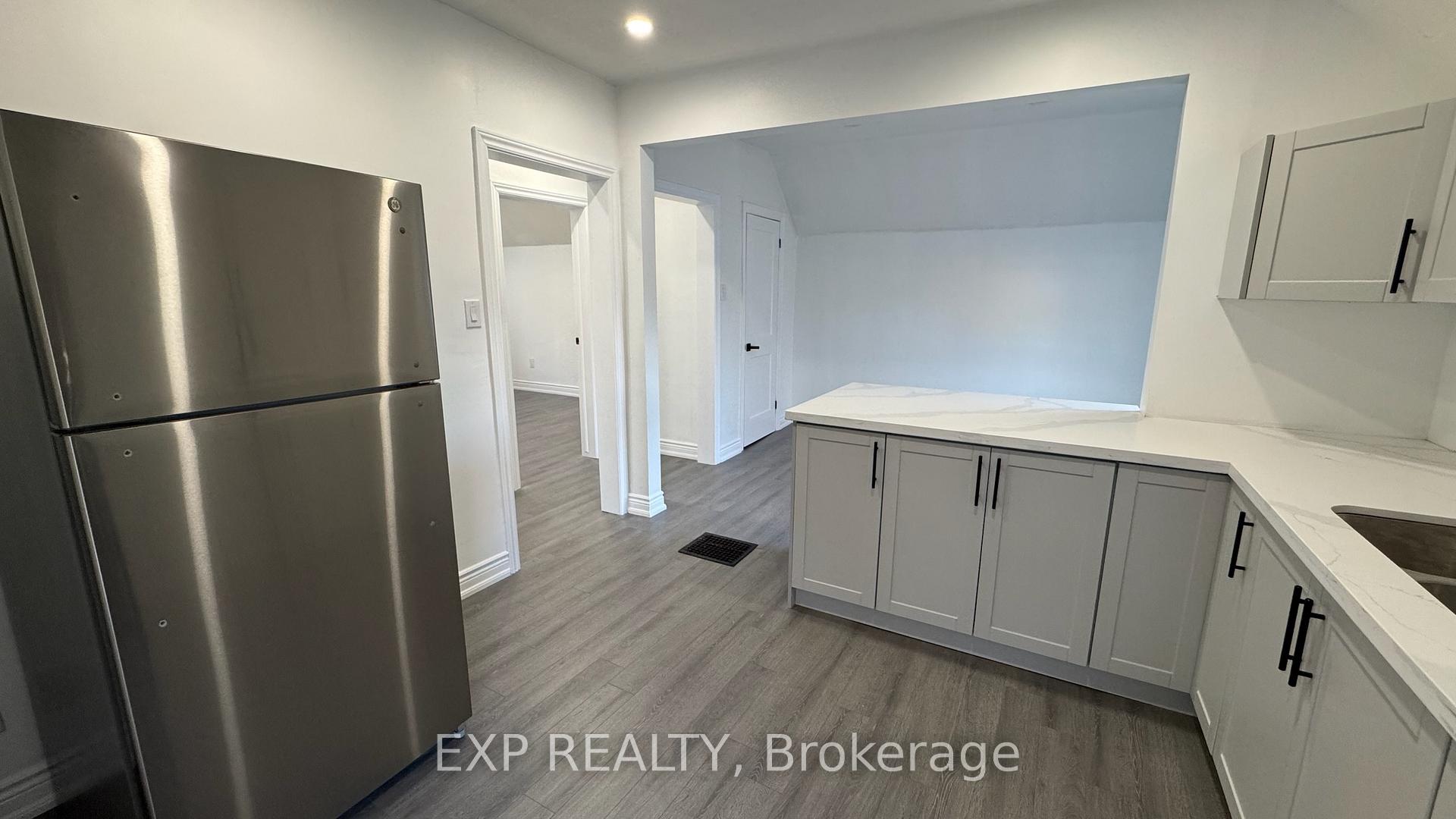 Photo 20 of Unit 2, 425 Cannon Street E, Hamilton, Landsdale — HOMEH