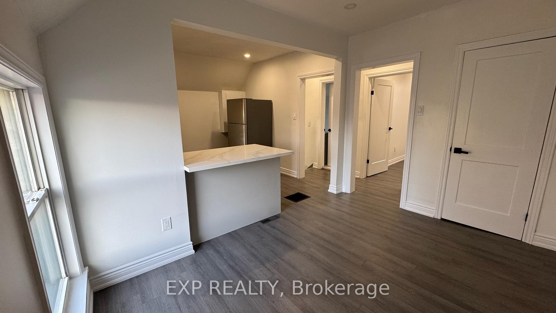 Photo 22 of Unit 2, 425 Cannon Street E, Hamilton, Landsdale — HOMEH