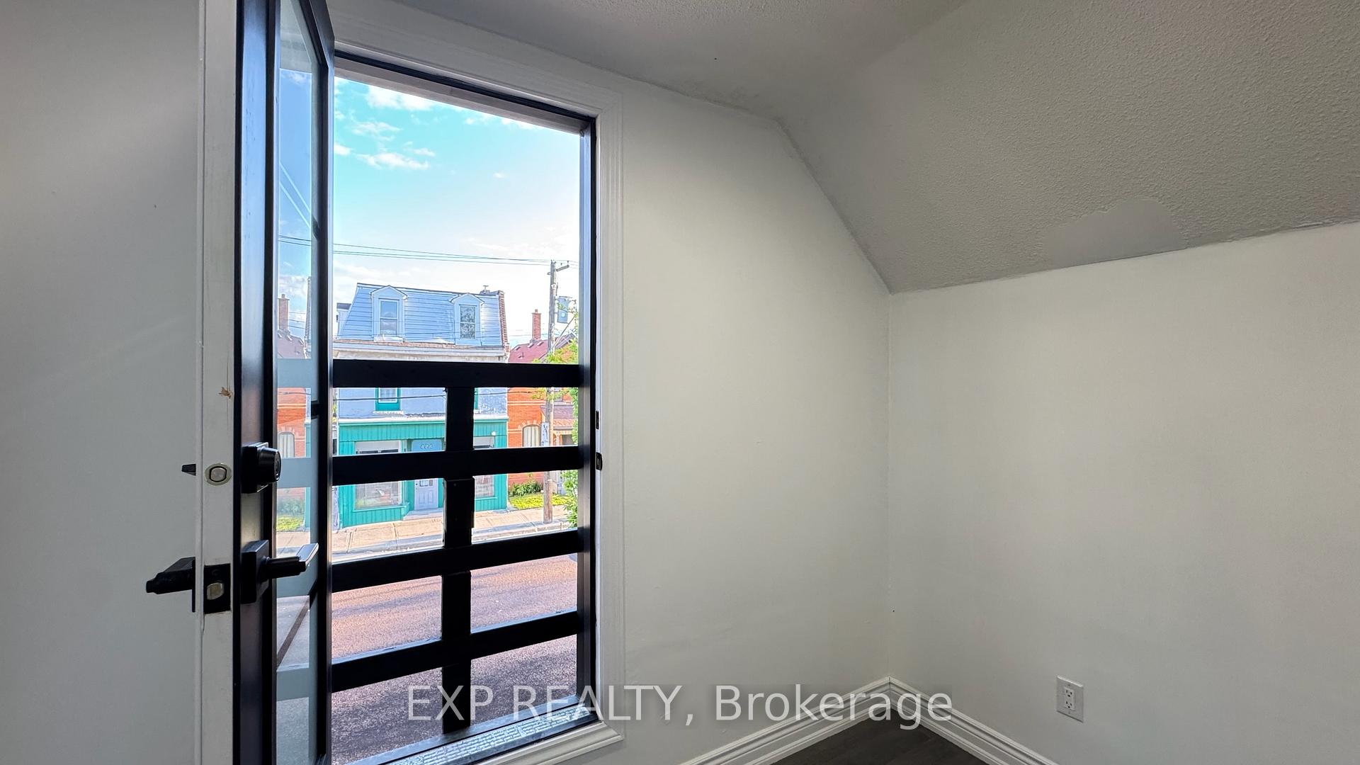 Photo 28 of Unit 2, 425 Cannon Street E, Hamilton, Landsdale — HOMEH