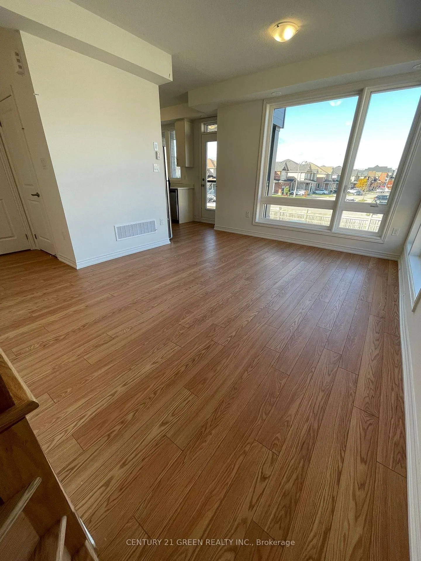 Photo 5 of Unit 106, 9470 The Gore Road, Brampton, Bram East — HOMEH