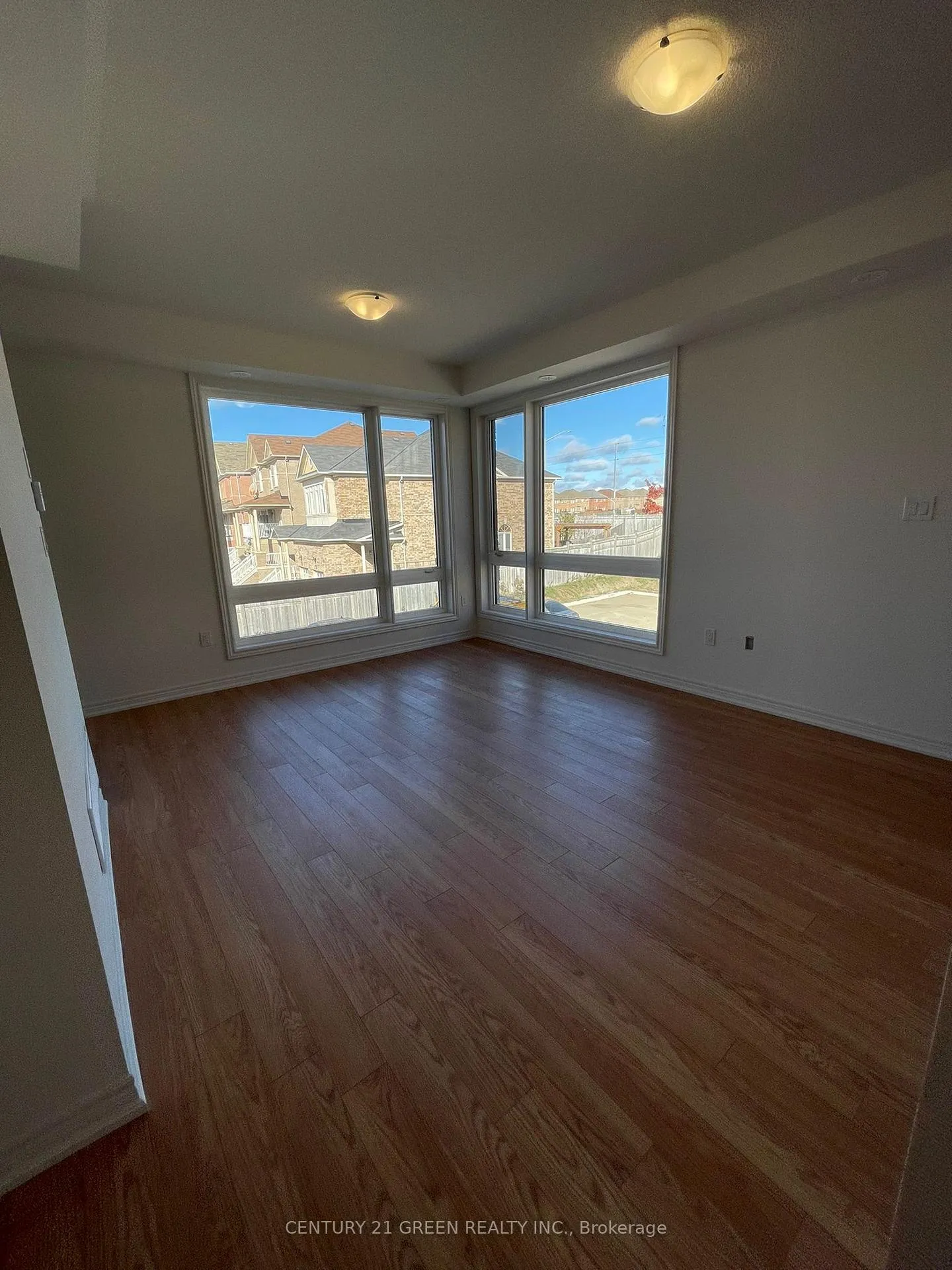 Photo 6 of Unit 106, 9470 The Gore Road, Brampton, Bram East — HOMEH