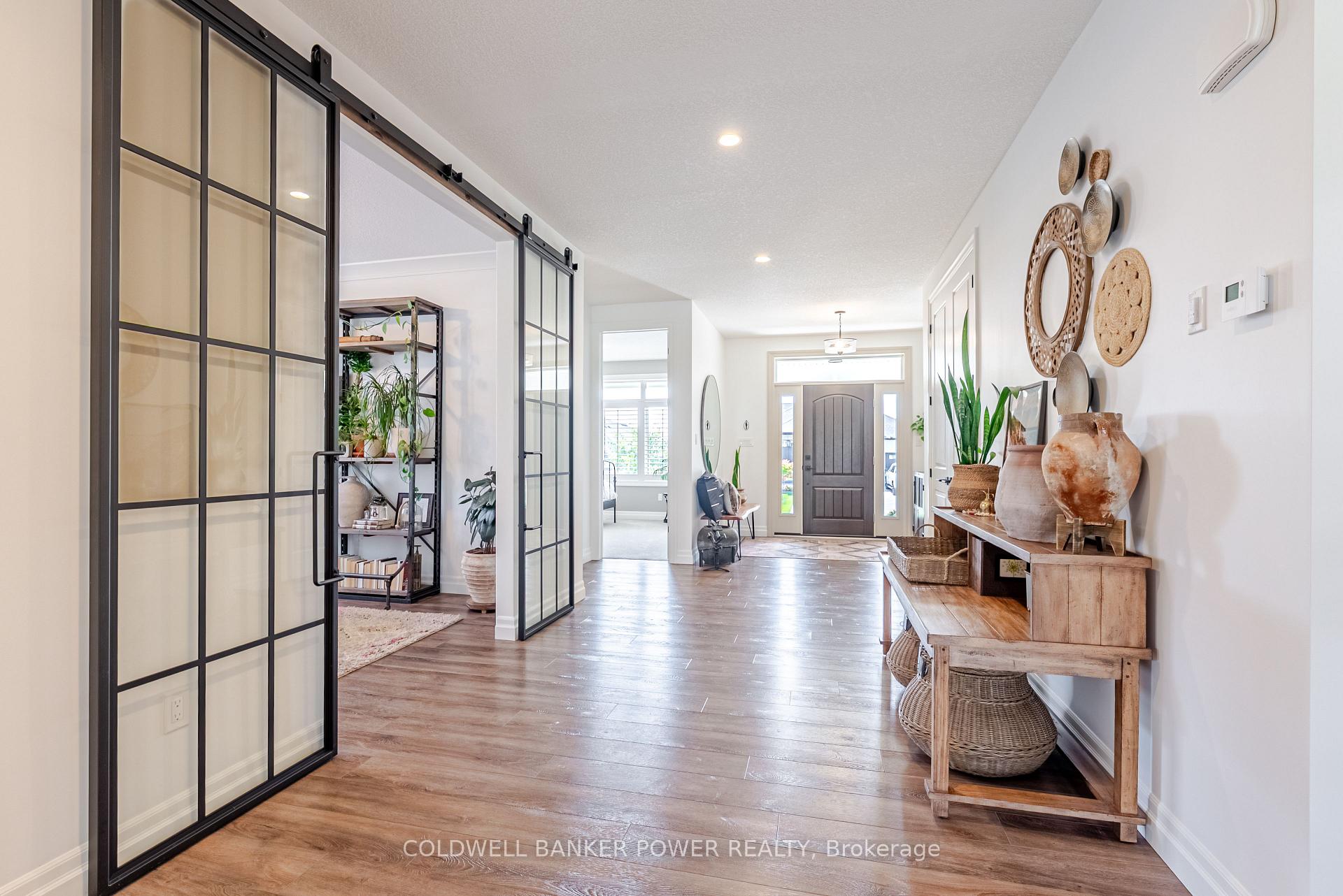 Photo 4 of 21 Edgeview Crescent, Middlesex Centre, Komoka — HOMEH