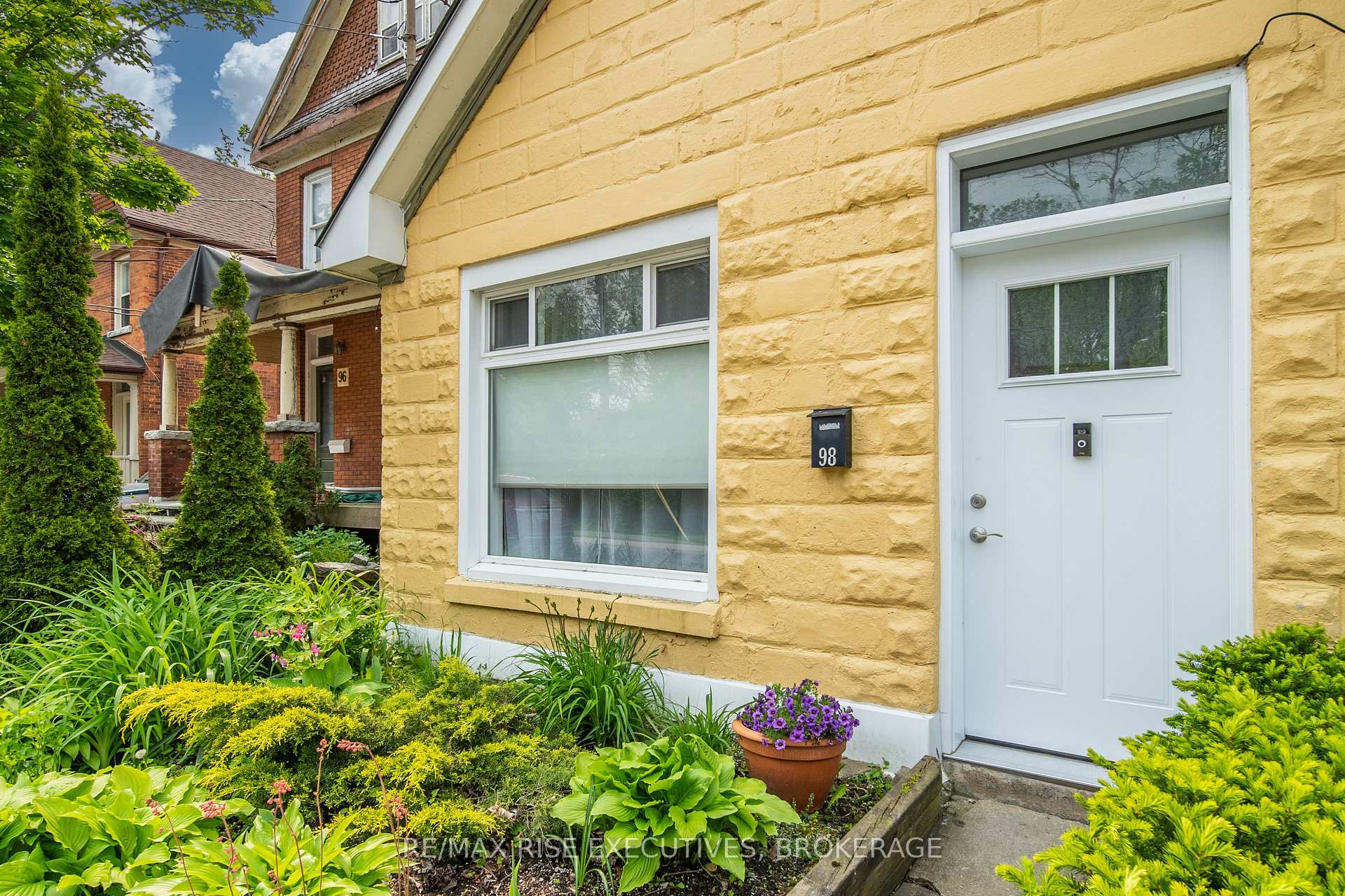 Photo 3 of 98 Mack Street, Kingston, Central City East — HOMEH