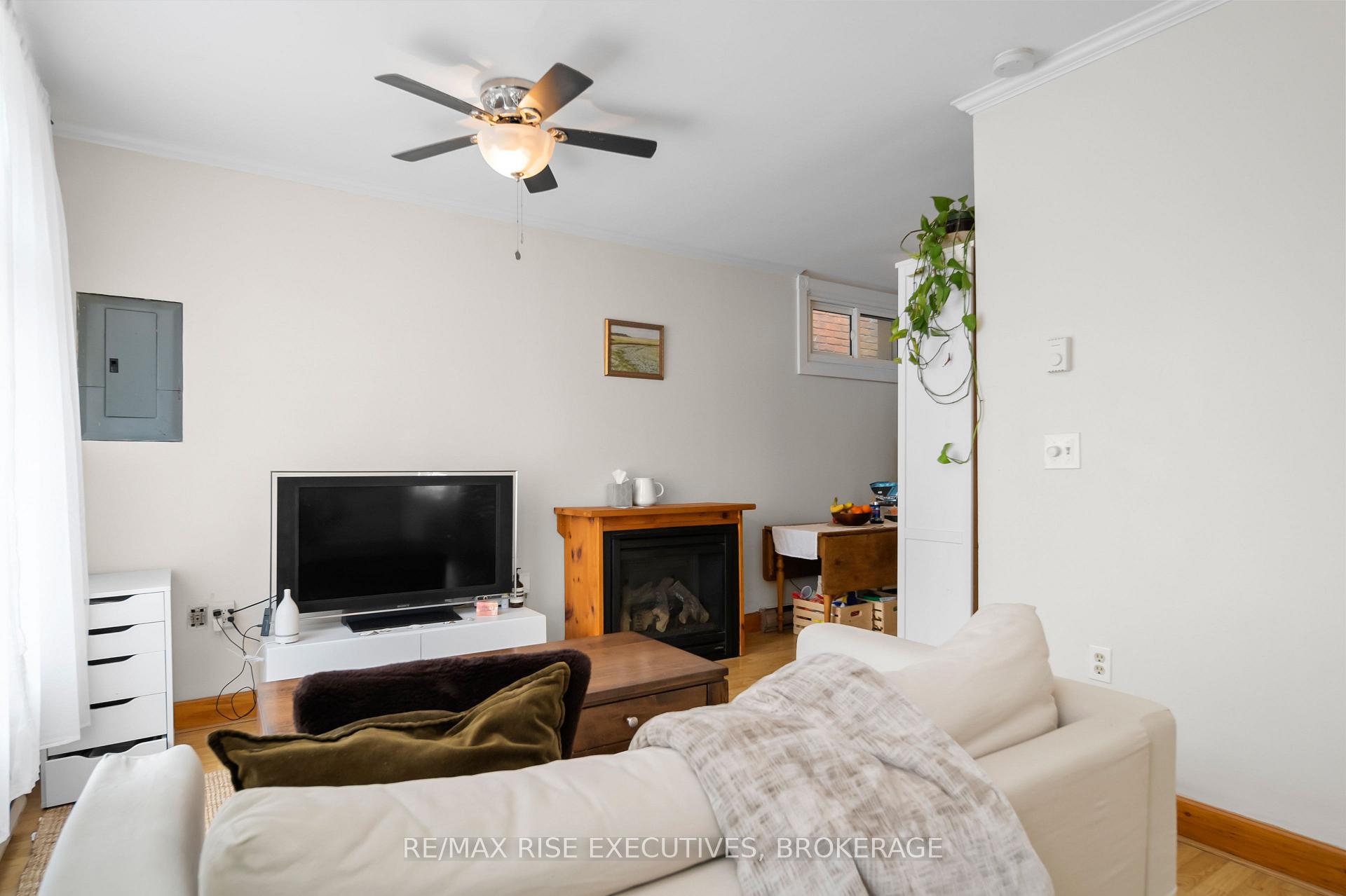 Photo 5 of 98 Mack Street, Kingston, Central City East — HOMEH