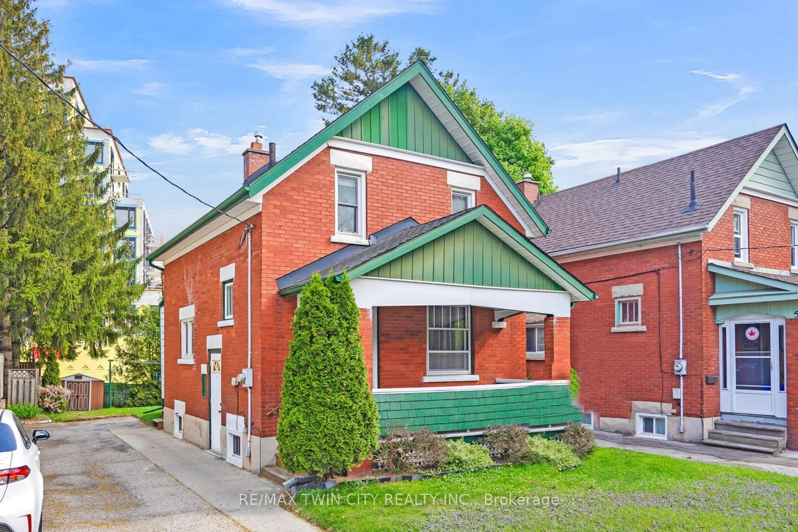 Front of 7 Stahl Avenue