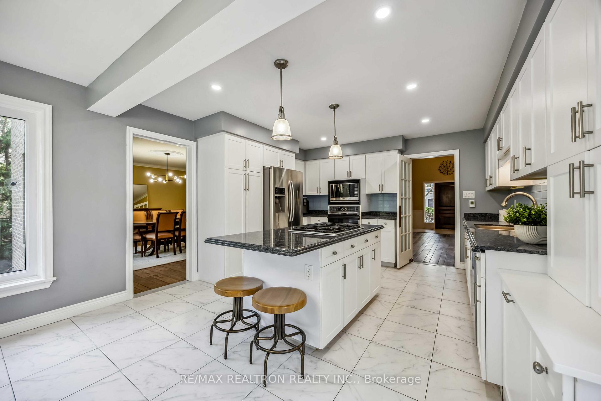 Photo 12 of 16 Ida Street, Markham, Thornhill — HOMEH