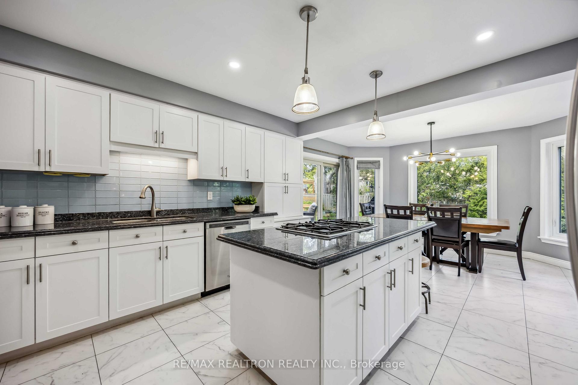 Photo 13 of 16 Ida Street, Markham, Thornhill — HOMEH