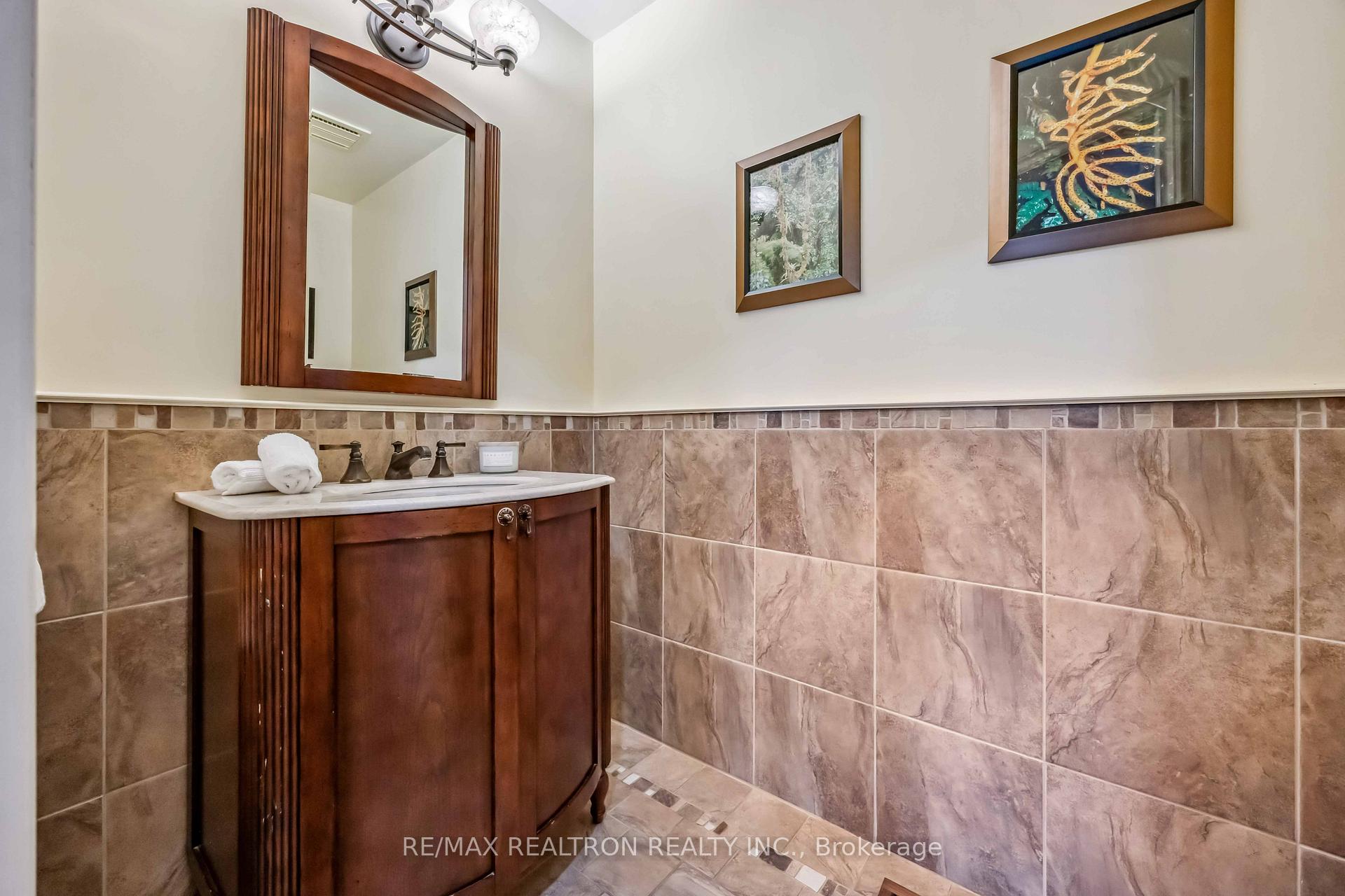 Photo 19 of 16 Ida Street, Markham, Thornhill — HOMEH