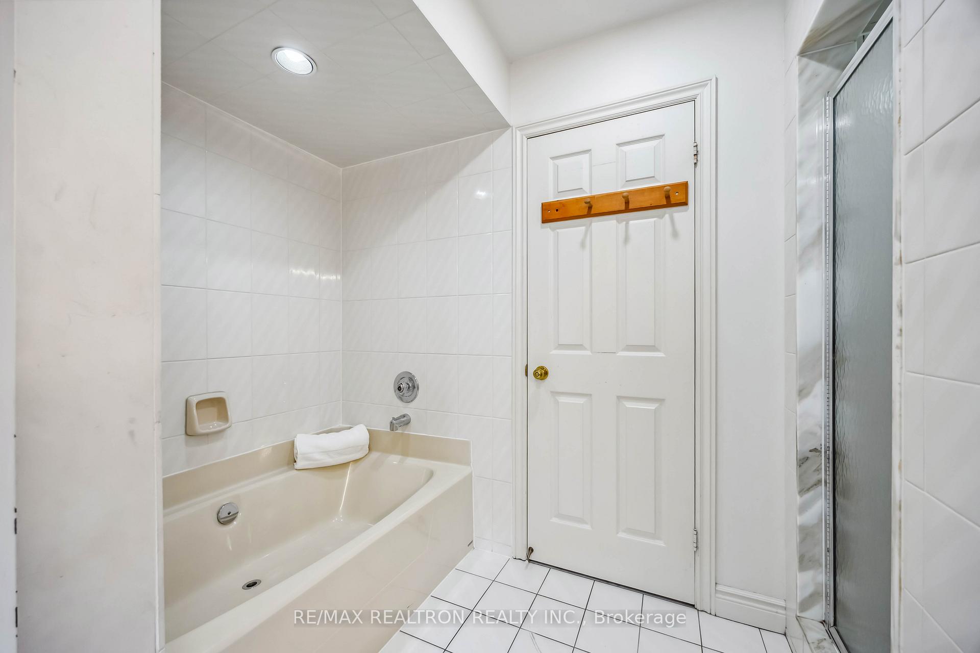 Photo 34 of 16 Ida Street, Markham, Thornhill — HOMEH
