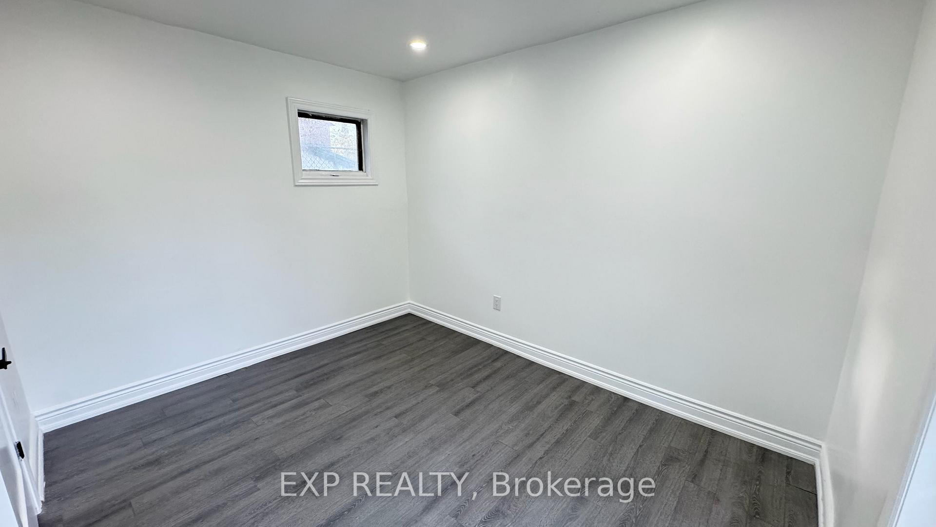 Photo 37 of Unit 1, 425 Cannon Street E, Hamilton, Landsdale — HOMEH
