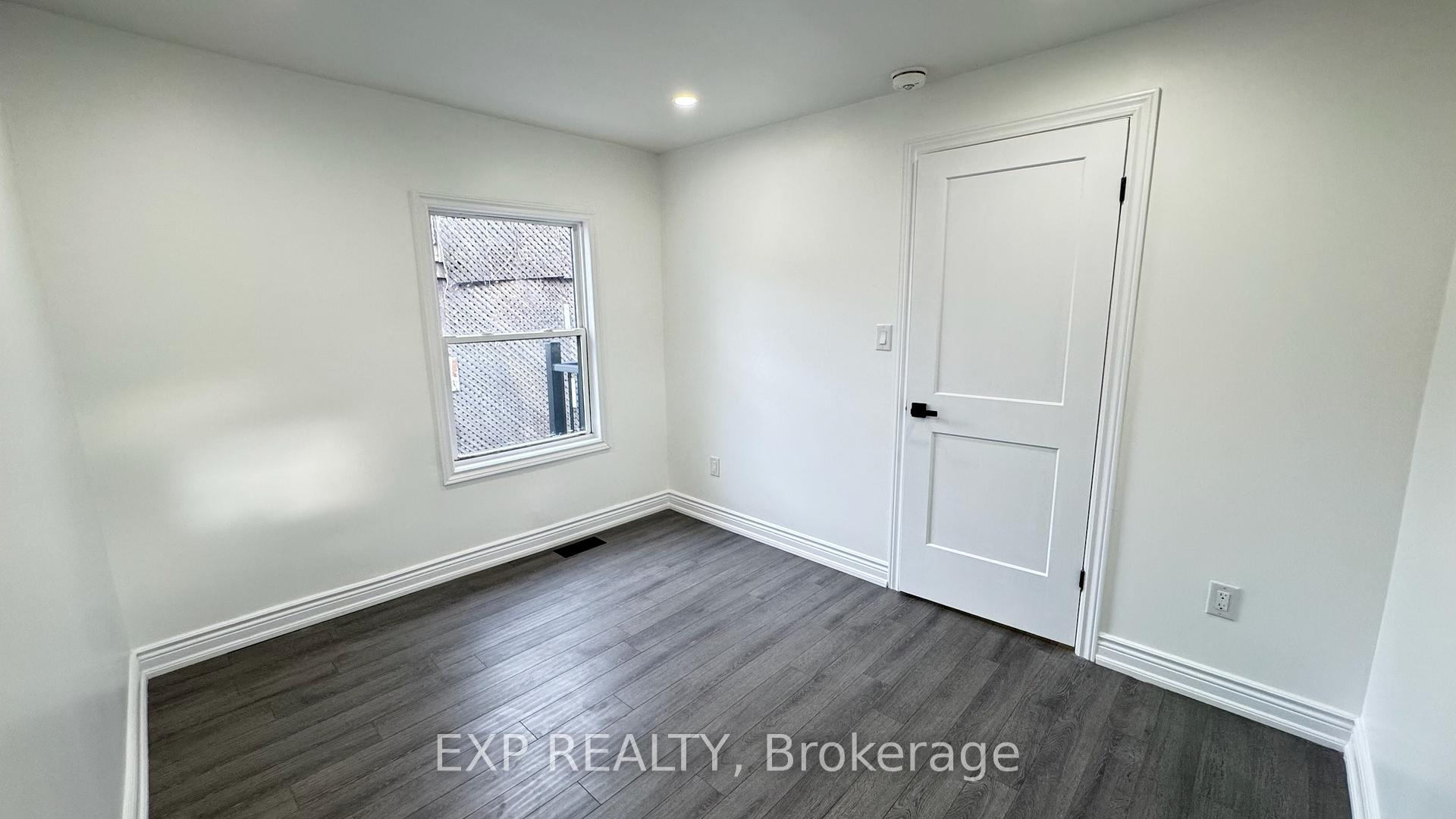 Photo 38 of Unit 1, 425 Cannon Street E, Hamilton, Landsdale — HOMEH