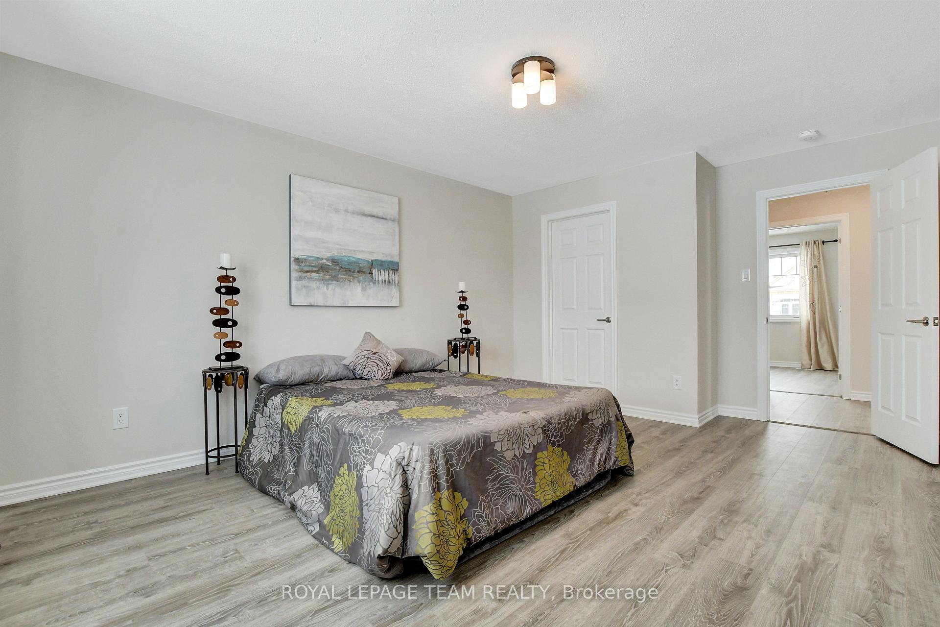 Photo 16 of 213 Cranesbill Road, Ottawa, Kanata - Emerald Meadows/Trailwest — HOMEH