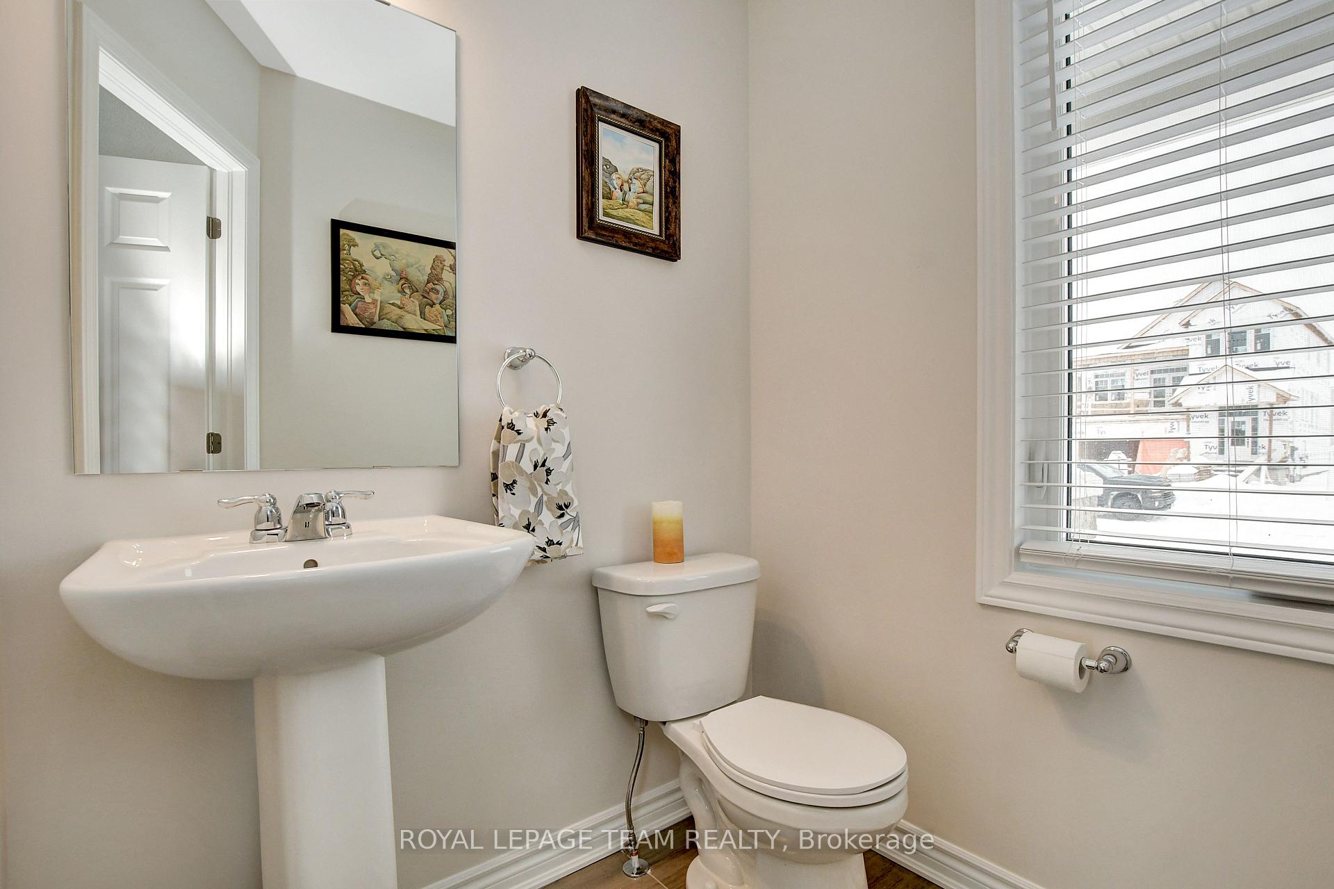 Photo 24 of 213 Cranesbill Road, Ottawa, Kanata - Emerald Meadows/Trailwest — HOMEH