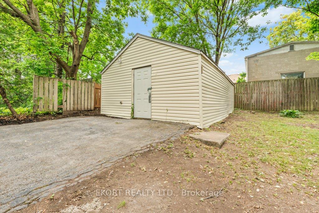 Photo 36 of 721 King Street W, Kingston, Central City West — HOMEH