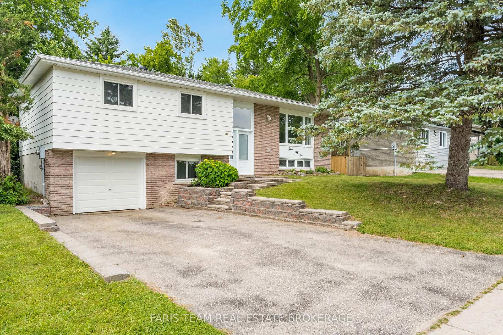 Photo 3 of 356 Lescaut Road, Midland — HOMEH