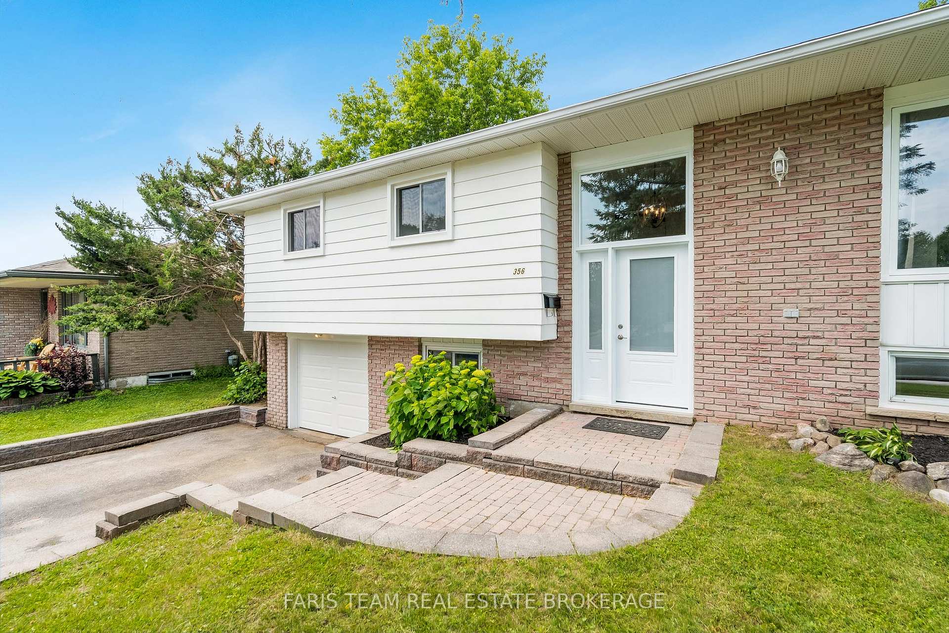 Photo 4 of 356 Lescaut Road, Midland — HOMEH