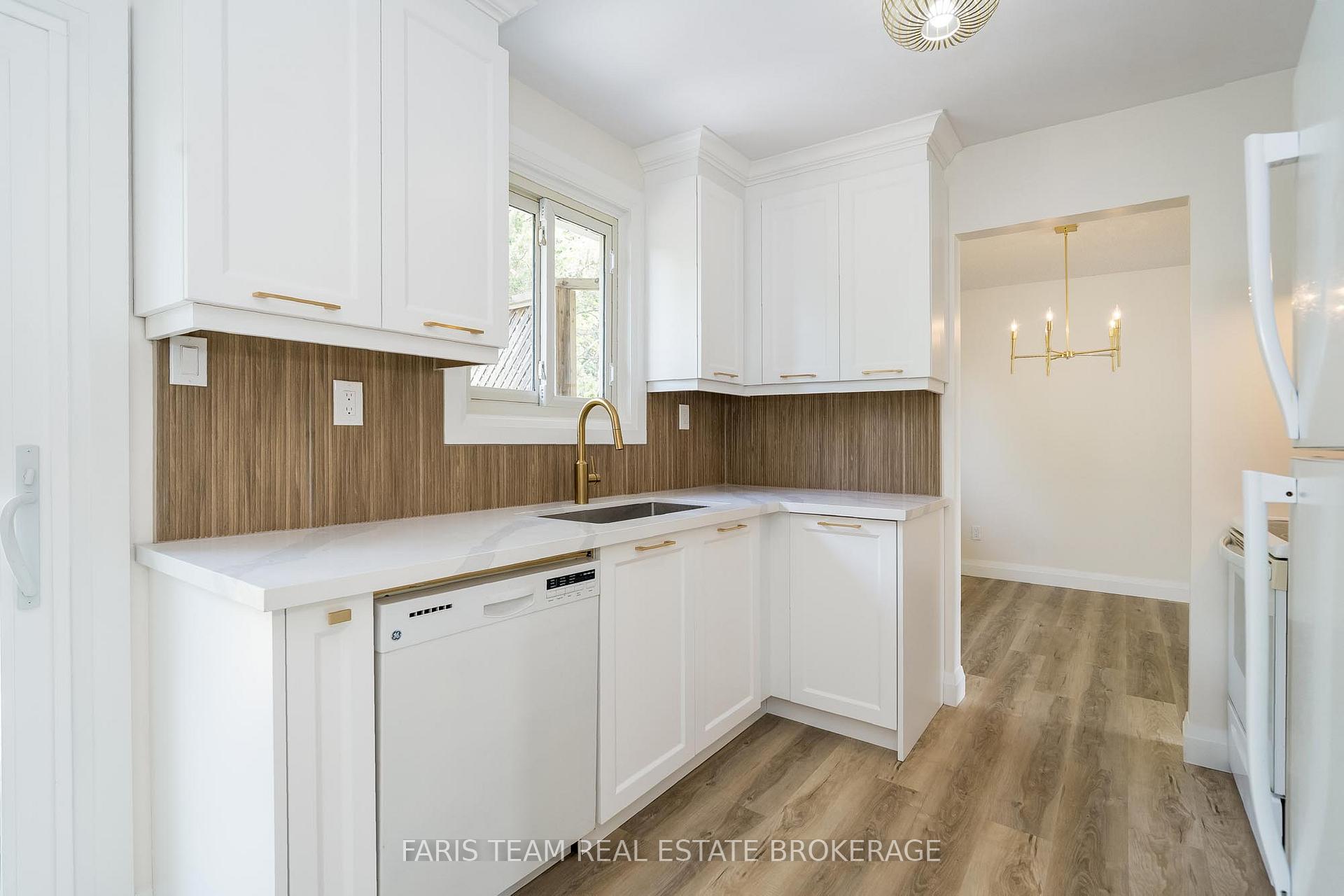 Photo 6 of 356 Lescaut Road, Midland — HOMEH