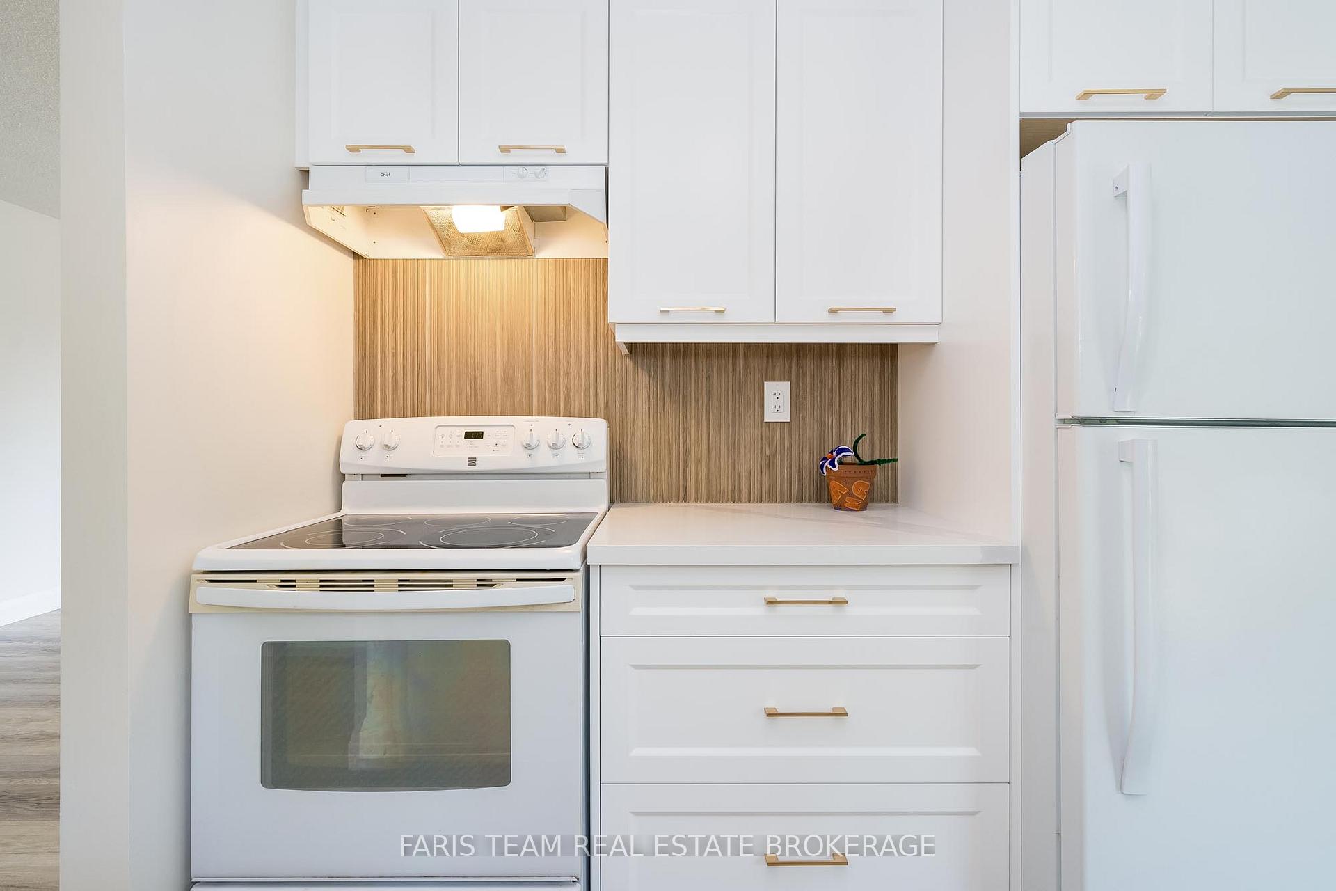 Photo 8 of 356 Lescaut Road, Midland — HOMEH