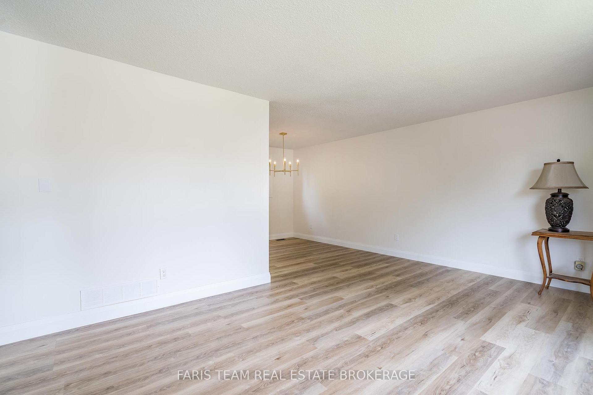 Photo 15 of 356 Lescaut Road, Midland — HOMEH