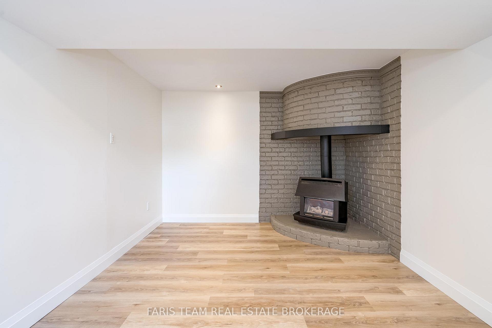 Photo 24 of 356 Lescaut Road, Midland — HOMEH
