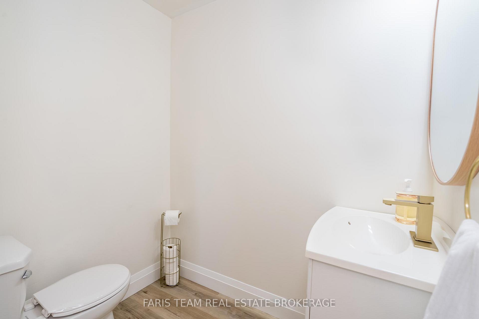 Photo 26 of 356 Lescaut Road, Midland — HOMEH