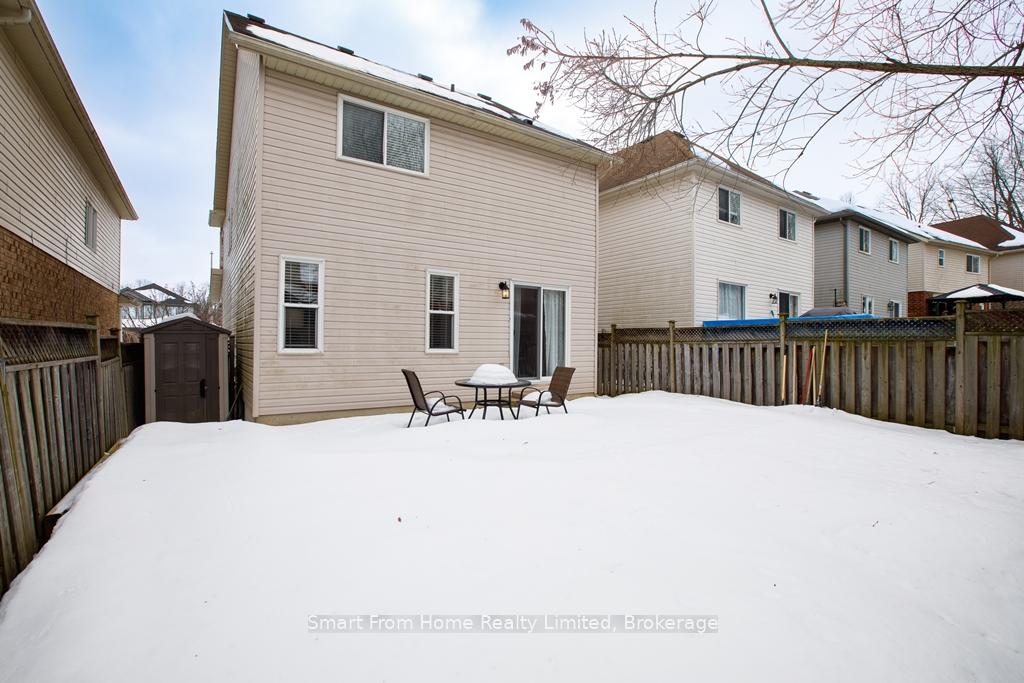 Photo 37 of 134 Foxglove Crescent, Kitchener — HOMEH