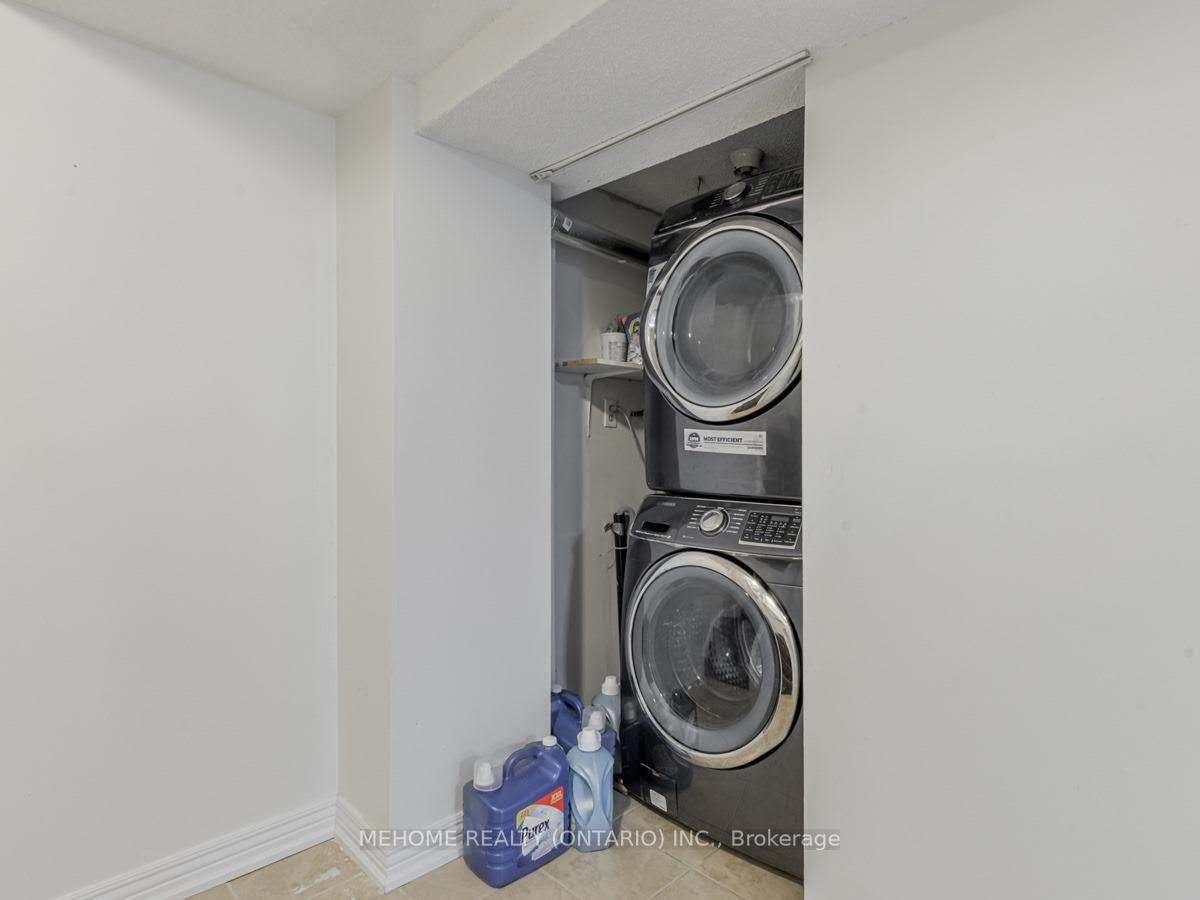 Photo 12 of BSTM 4 Wincanton Road, Markham, Milliken Mills East — HOMEH