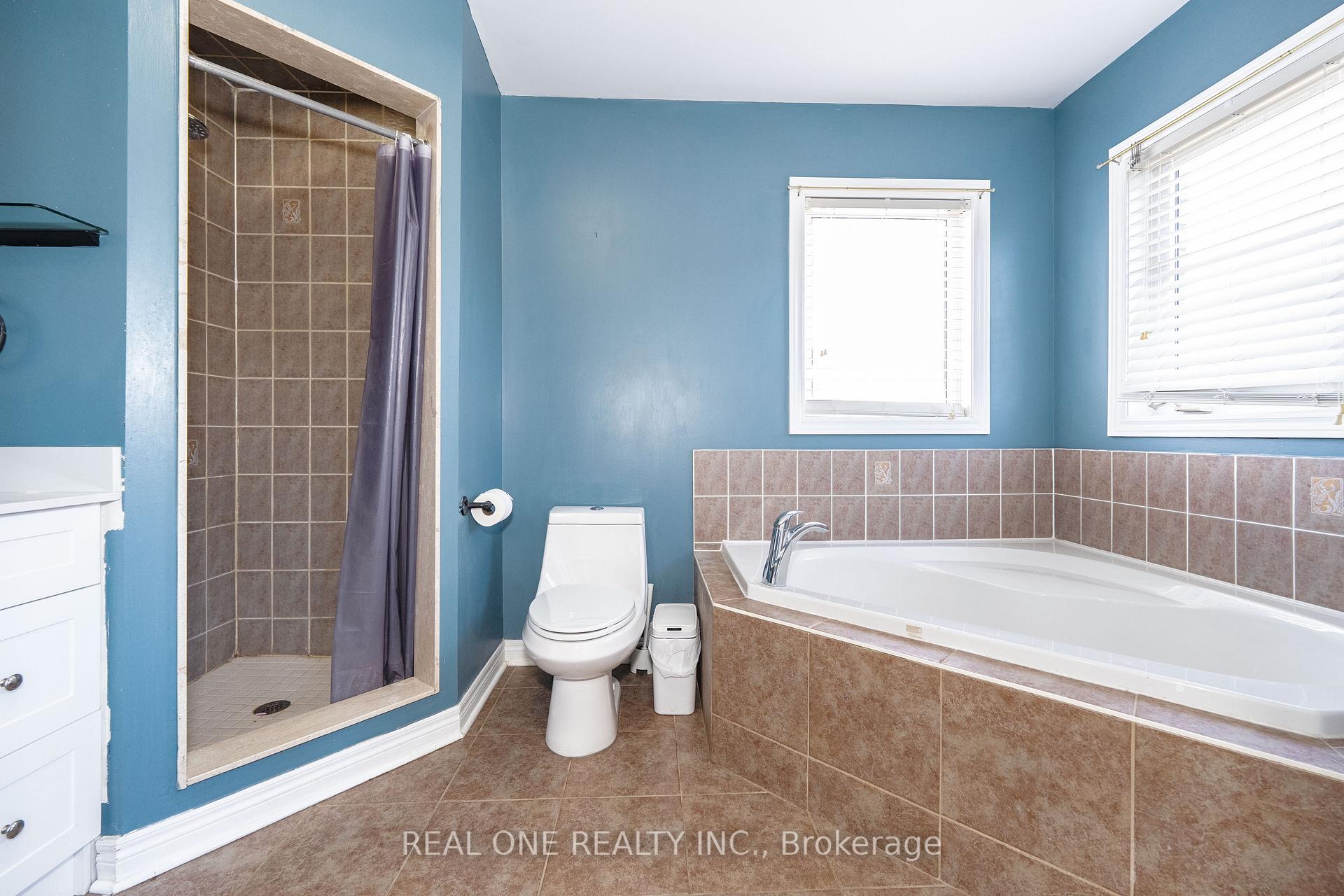 Photo 18 of 40 Saffron Street, Markham, Greensborough — HOMEH