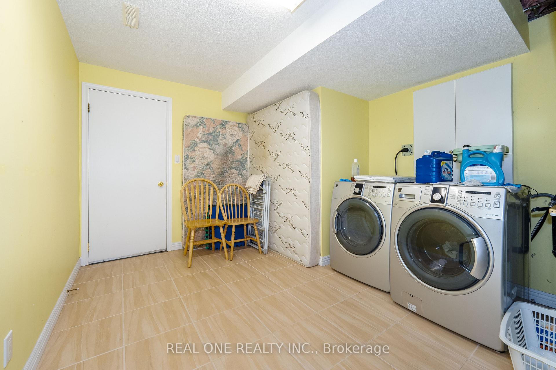 Photo 22 of 40 Saffron Street, Markham, Greensborough — HOMEH