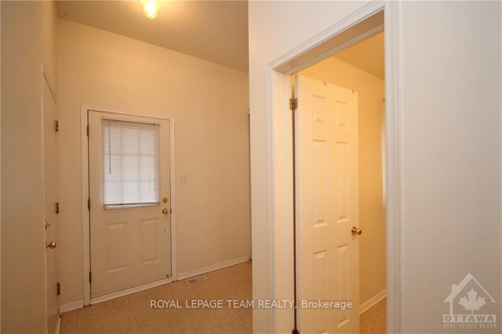Photo 3 of 56 Wimbledon Way, Ottawa, Kanata - Morgan's Grant/South March — HOMEH