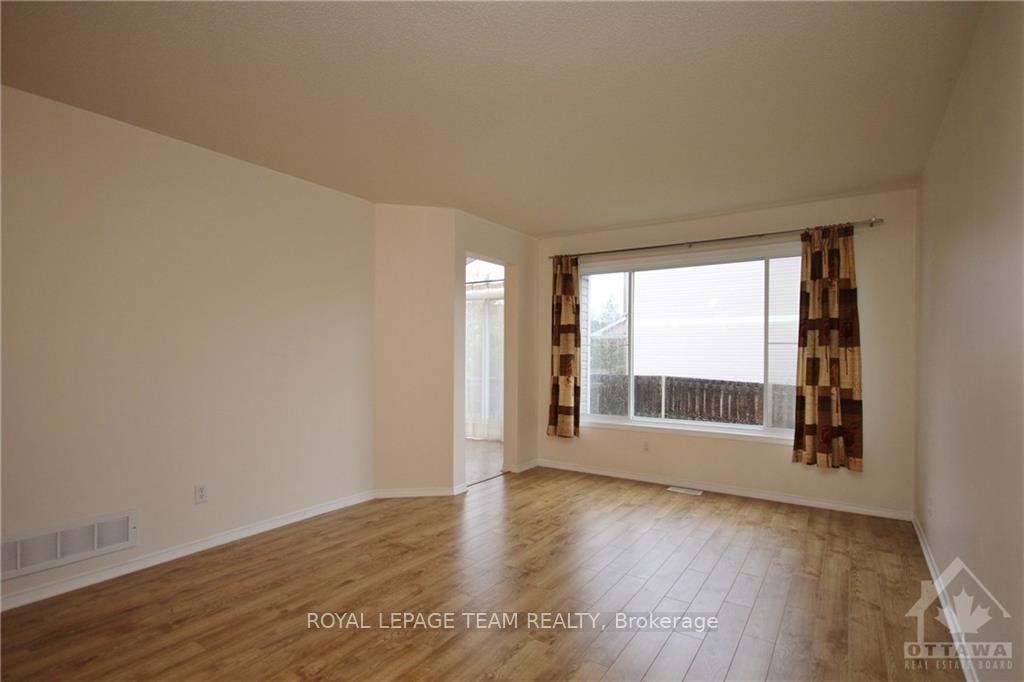 Photo 4 of 56 Wimbledon Way, Ottawa, Kanata - Morgan's Grant/South March — HOMEH