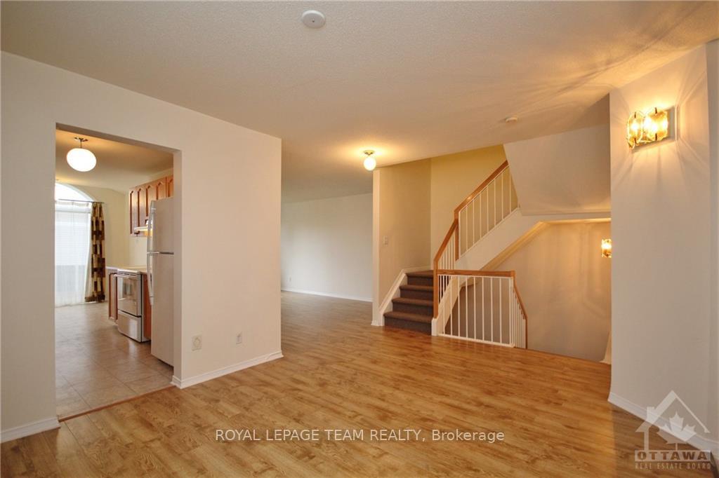 Photo 8 of 56 Wimbledon Way, Ottawa, Kanata - Morgan's Grant/South March — HOMEH