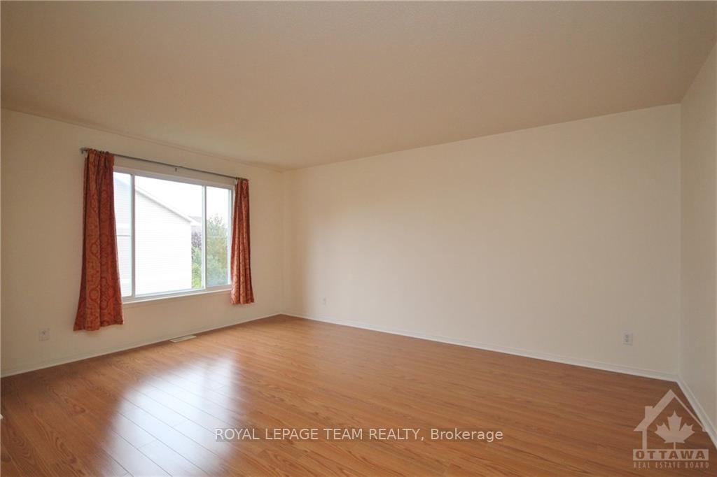 Photo 14 of 56 Wimbledon Way, Ottawa, Kanata - Morgan's Grant/South March — HOMEH