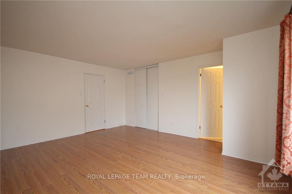 Photo 16 of 56 Wimbledon Way, Ottawa, Kanata - Morgan's Grant/South March — HOMEH