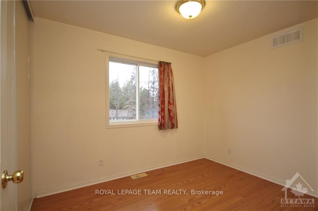 Photo 19 of 56 Wimbledon Way, Ottawa, Kanata - Morgan's Grant/South March — HOMEH