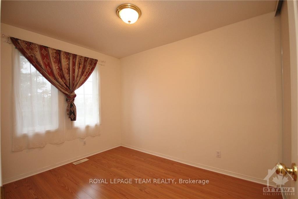 Photo 21 of 56 Wimbledon Way, Ottawa, Kanata - Morgan's Grant/South March — HOMEH