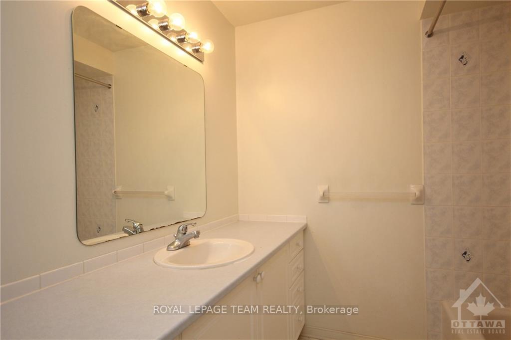Photo 23 of 56 Wimbledon Way, Ottawa, Kanata - Morgan's Grant/South March — HOMEH