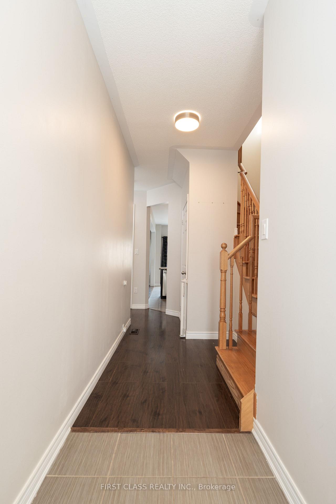 Photo 7 of 101 Fimco Crescent, Markham, Greensborough — HOMEH