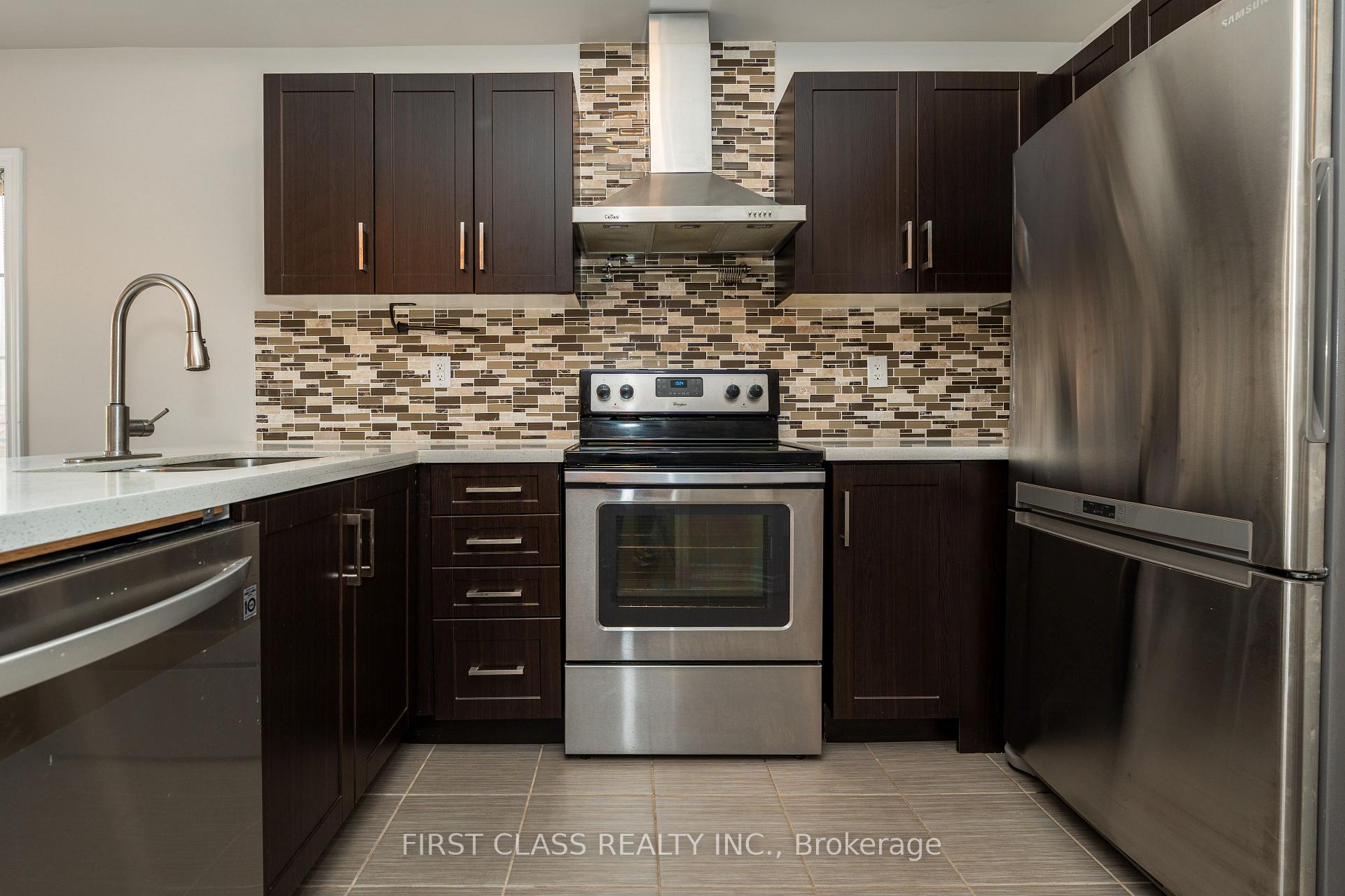Photo 12 of 101 Fimco Crescent, Markham, Greensborough — HOMEH