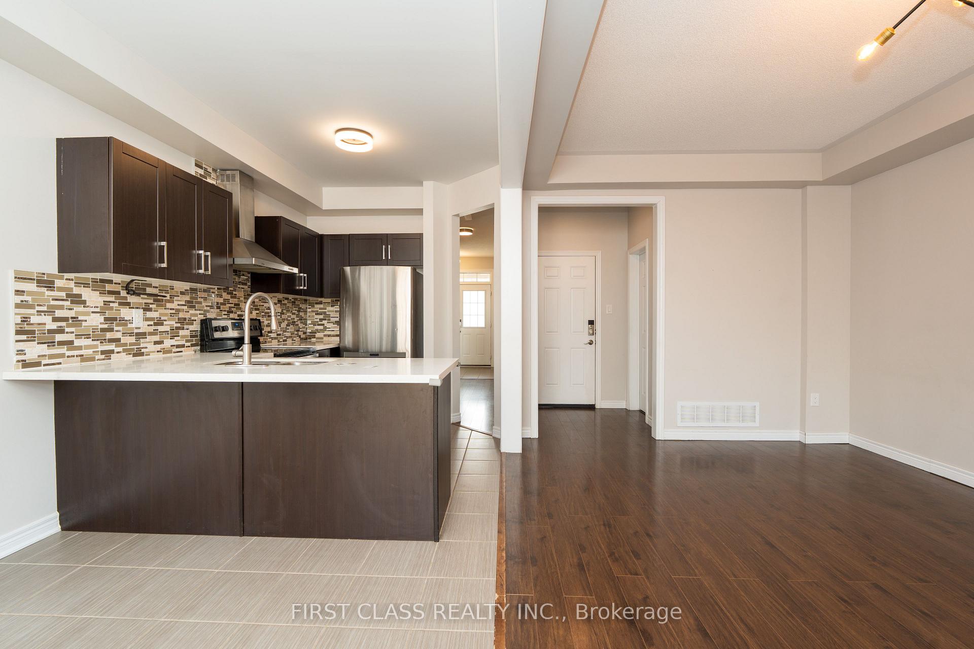 Photo 13 of 101 Fimco Crescent, Markham, Greensborough — HOMEH
