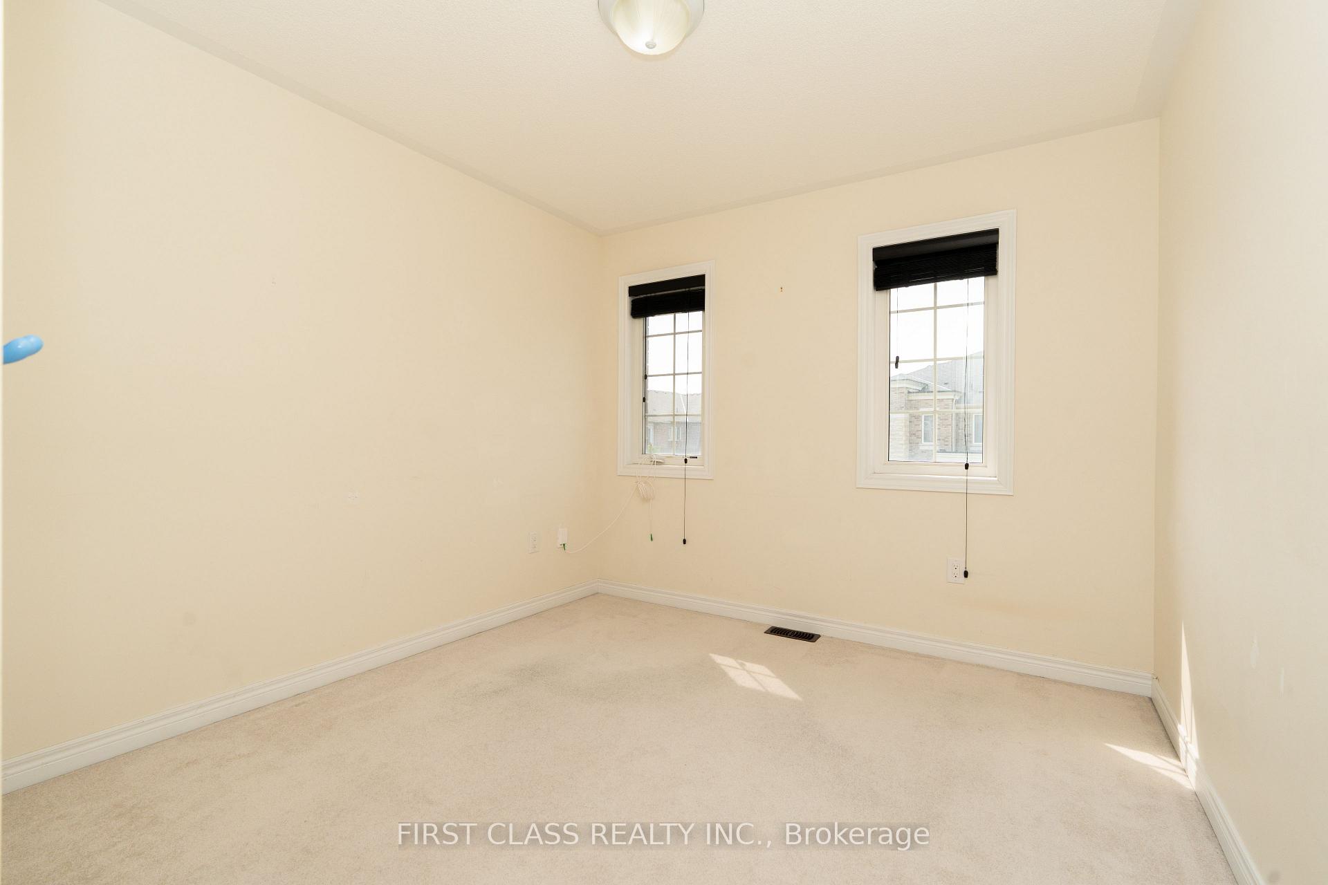 Photo 14 of 101 Fimco Crescent, Markham, Greensborough — HOMEH
