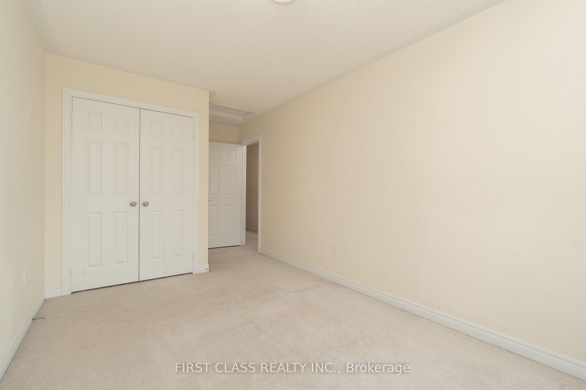 Photo 17 of 101 Fimco Crescent, Markham, Greensborough — HOMEH
