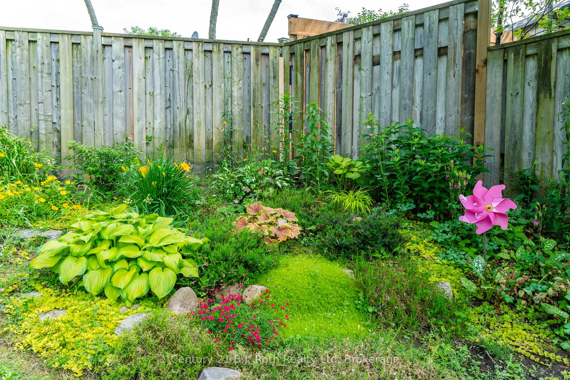 Photo 34 of 997 Whitney Crescent, Midland — HOMEH
