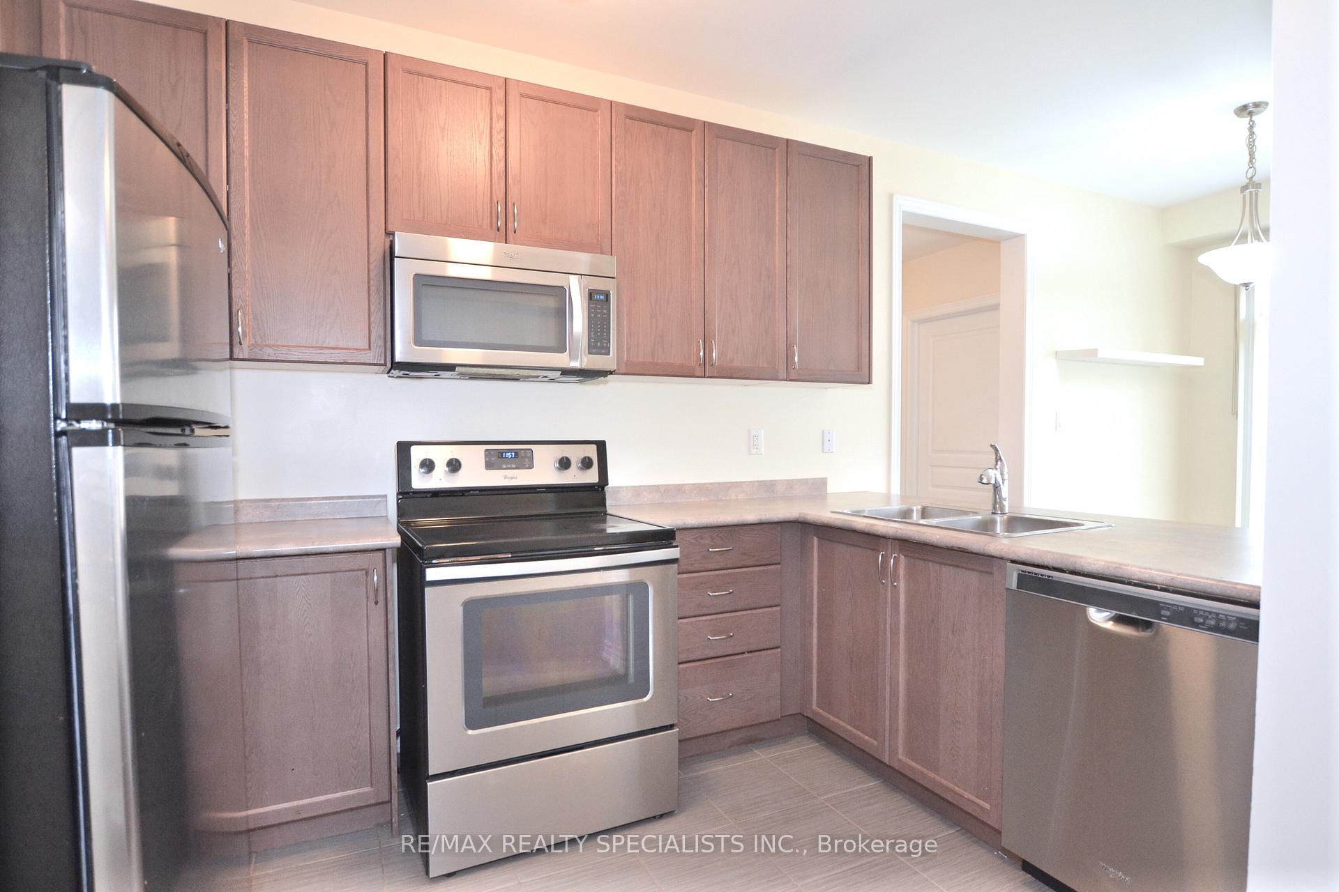 Photo 3 of 1520 Haws Crescent, Milton, Clarke — HOMEH