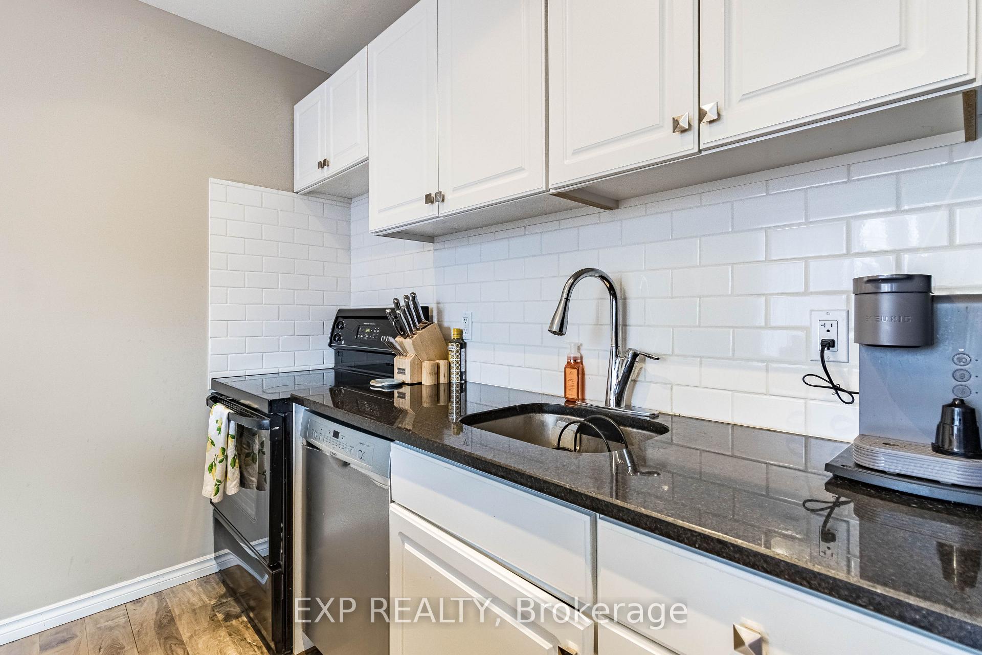 Photo 21 of 61 Hamel Avenue, Kitchener — HOMEH