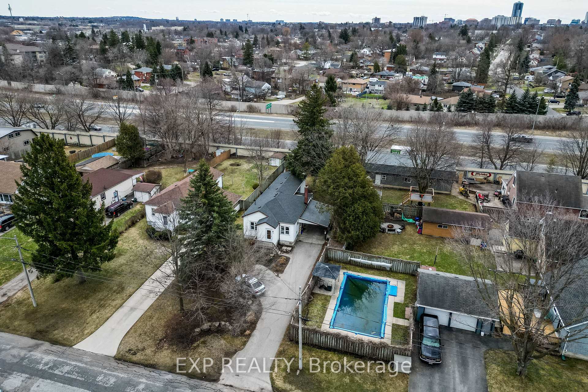 Photo 29 of 61 Hamel Avenue, Kitchener — HOMEH