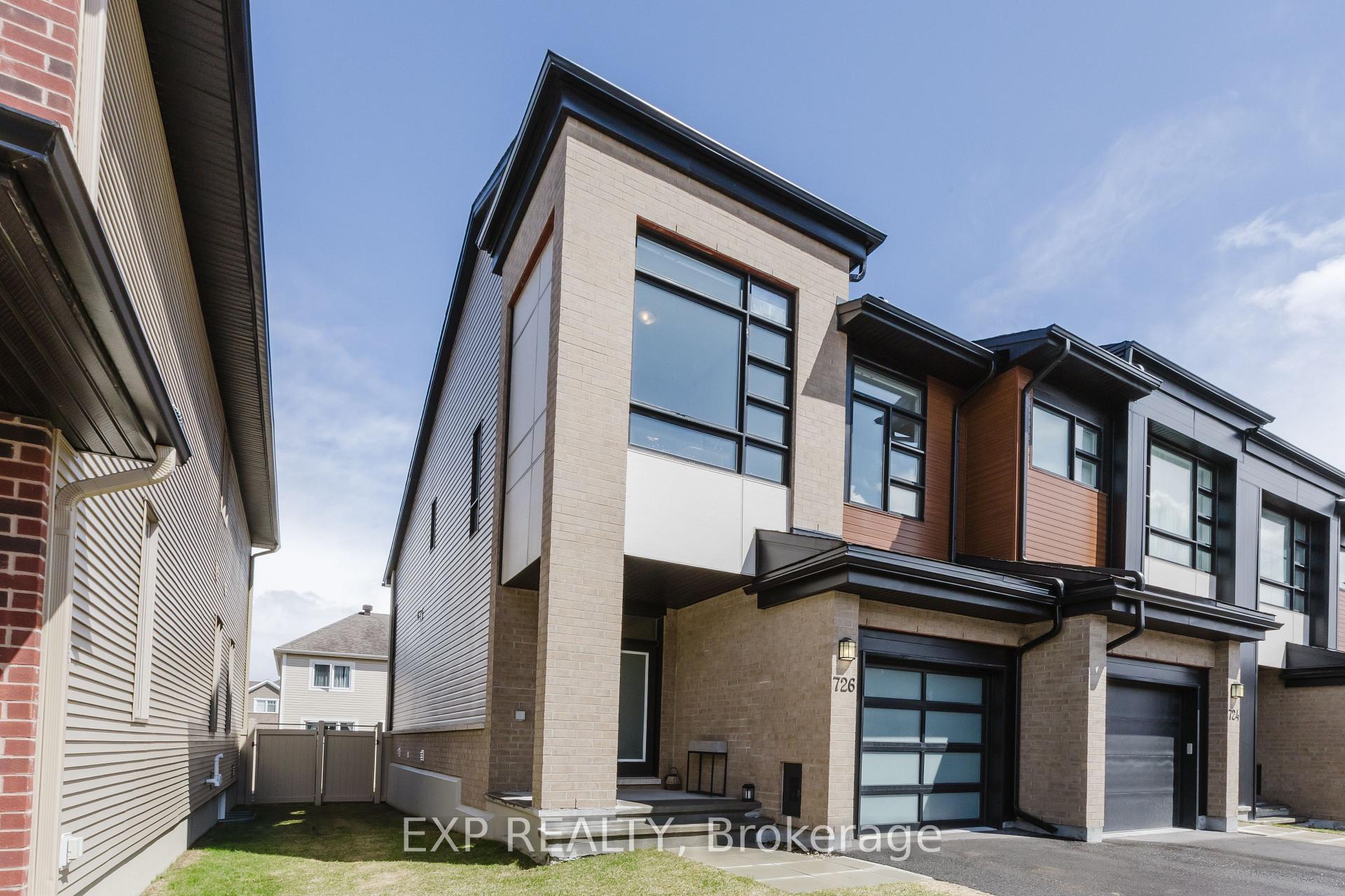 Photo 3 of 726 Twist Way, Ottawa, Kanata - Emerald Meadows/Trailwest — HOMEH