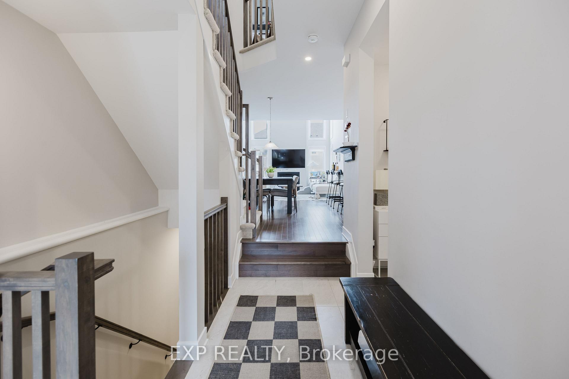 Photo 4 of 726 Twist Way, Ottawa, Kanata - Emerald Meadows/Trailwest — HOMEH