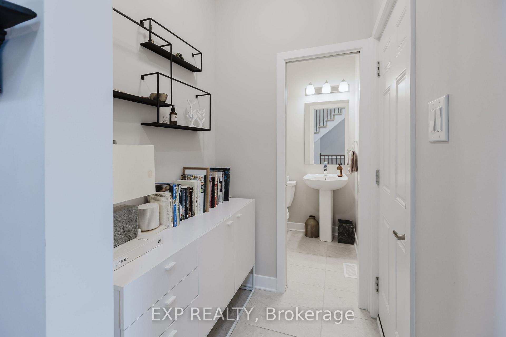 Photo 5 of 726 Twist Way, Ottawa, Kanata - Emerald Meadows/Trailwest — HOMEH