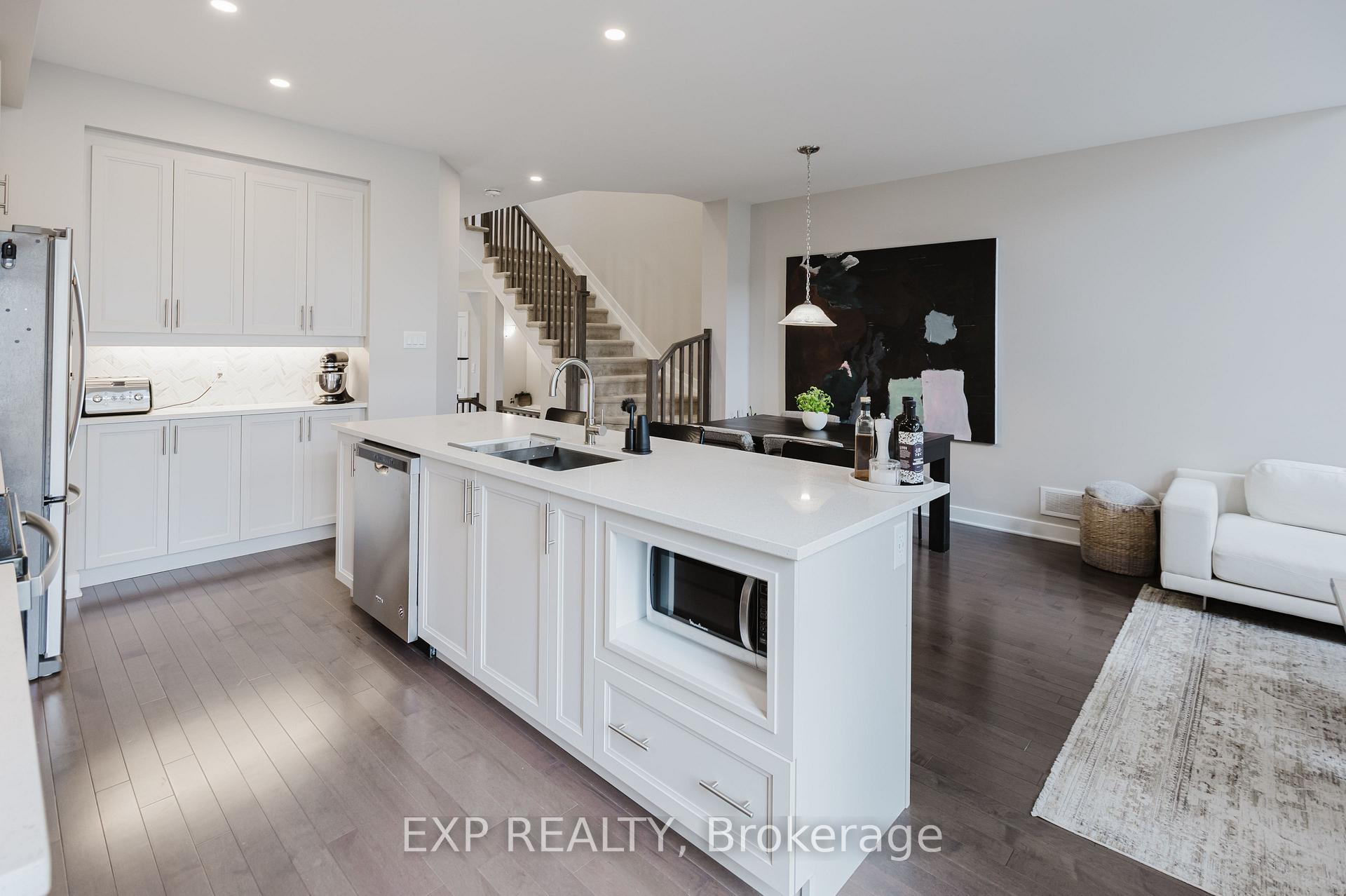 Photo 11 of 726 Twist Way, Ottawa, Kanata - Emerald Meadows/Trailwest — HOMEH